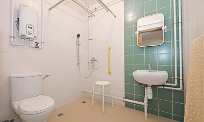 All the “Chung Yuet Lau” units adopt age-friendly designs and facilities, such as bathroom with sliding doors, toilet and bathroom handrails, and more.  
